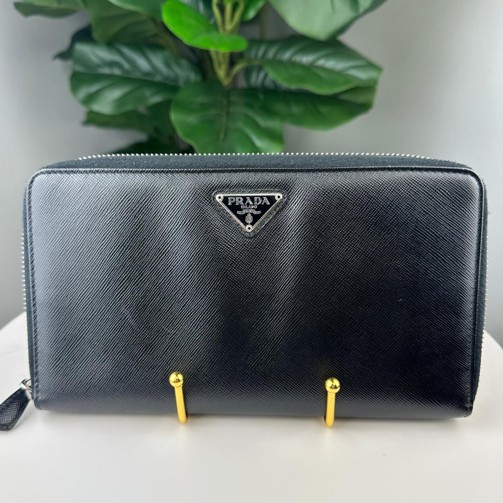 💎✨Authentic Prada Large Black Saffiano Leather Wallet