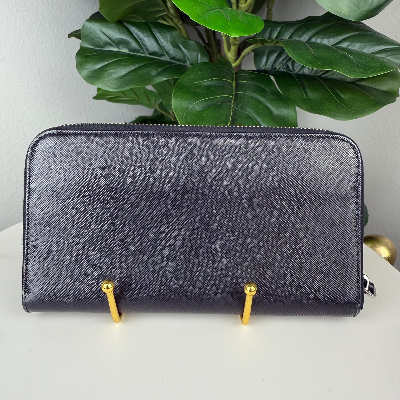 Authentic Prada Saffiano Zipped Large Wallet