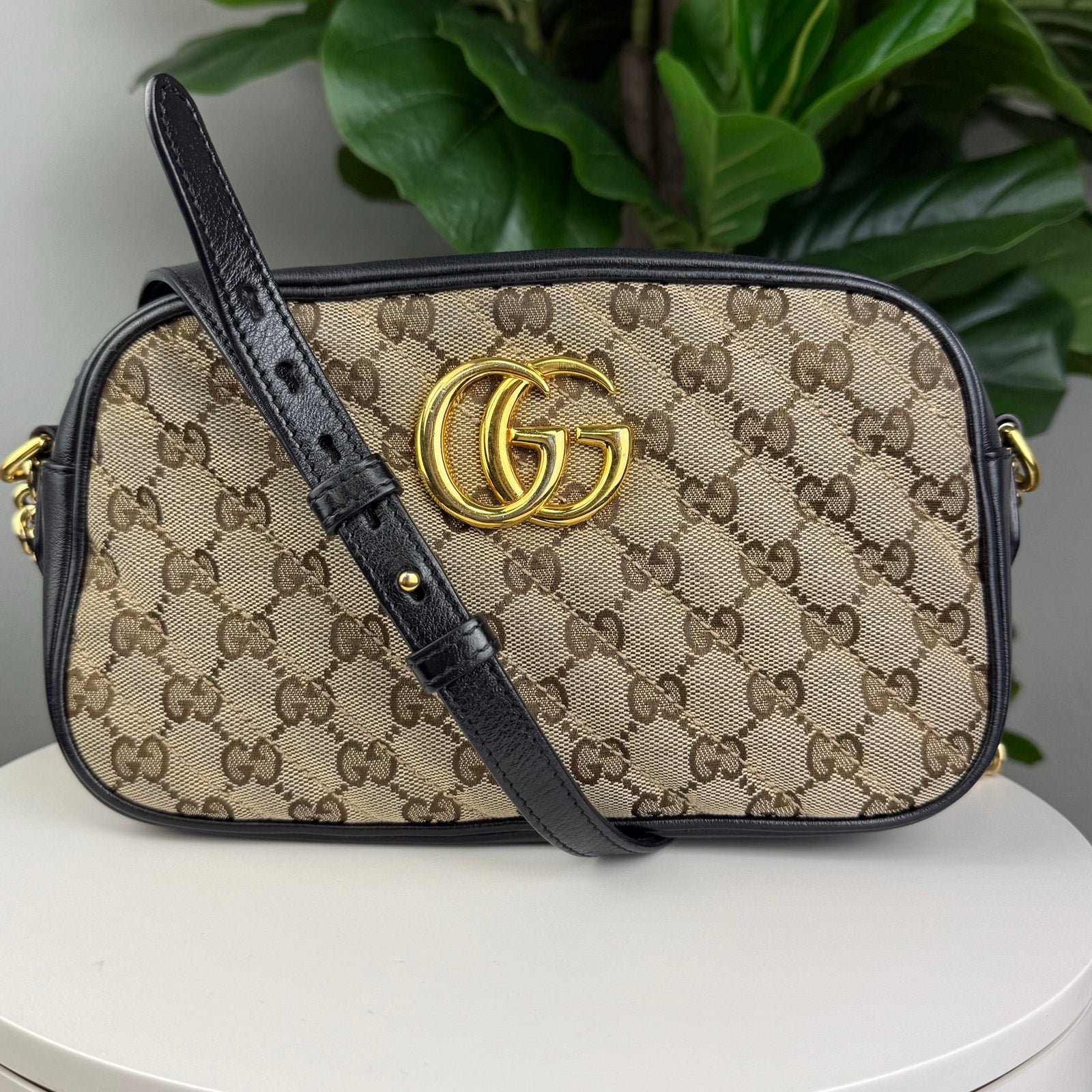 Authentic Gucci GG Canvas Marmont Shoulder Bag Black Beige