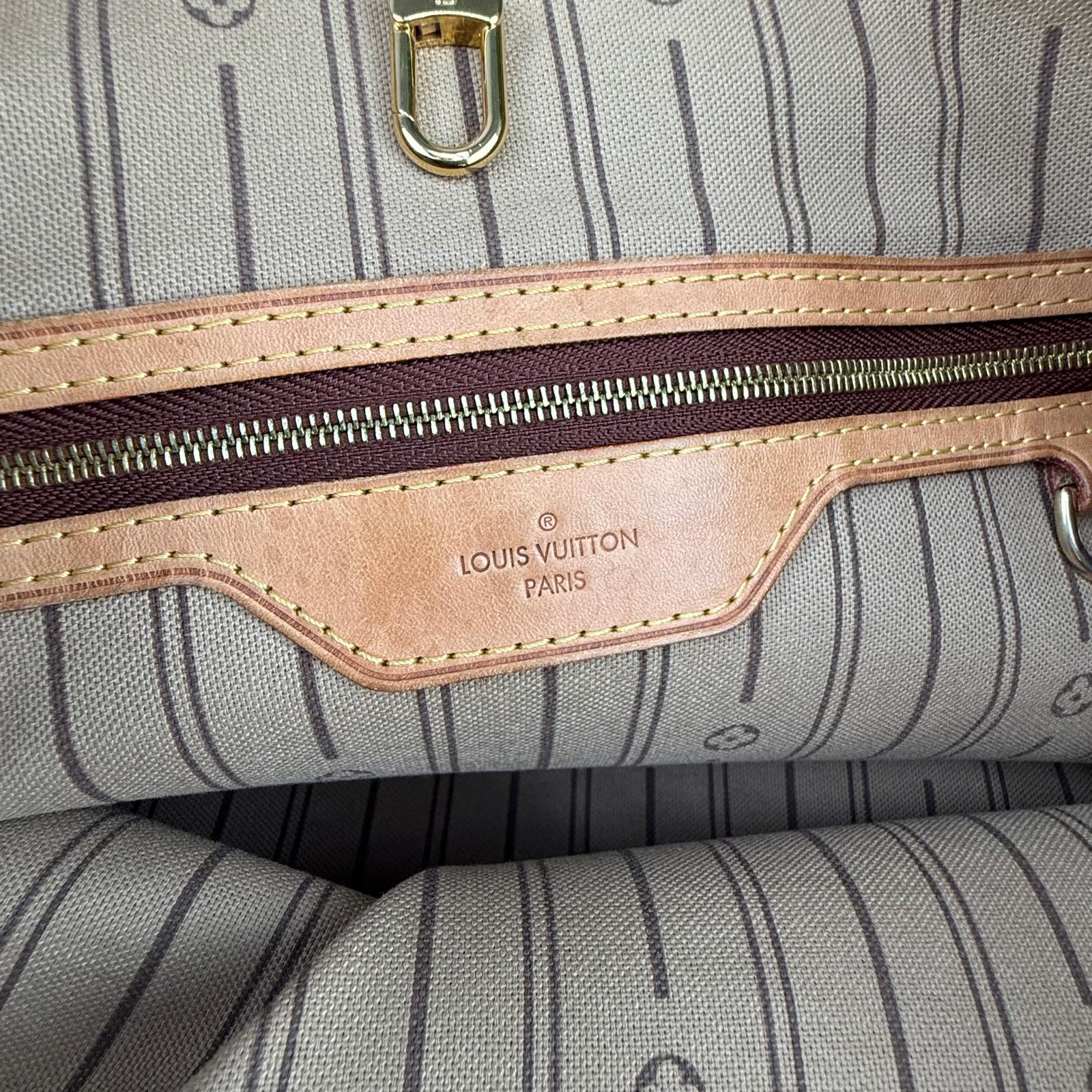 Authentic  Louis Vuitton Monogram Canvas Delightful PM Hobo Bag