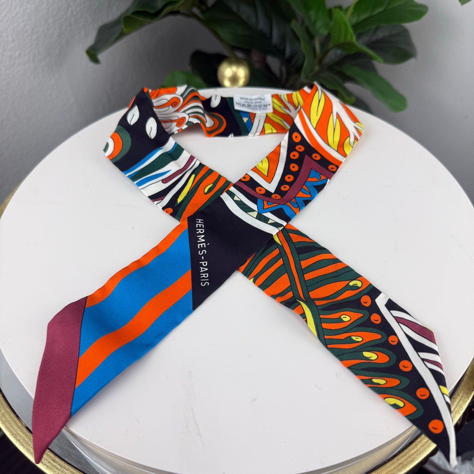 Authentic Hermès Le Jardin de la Maharani Silk Twilly Scarf