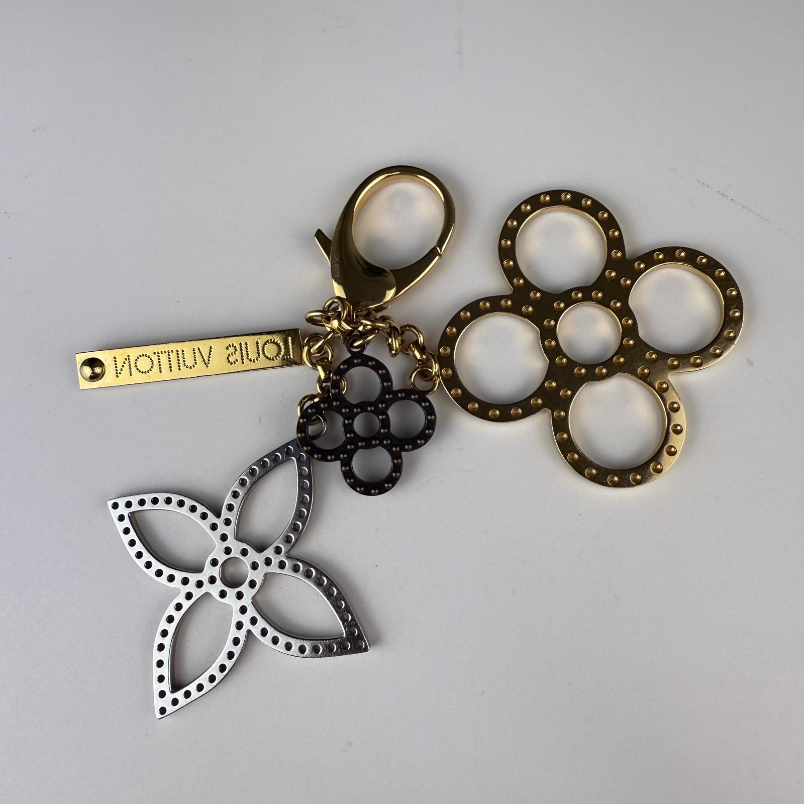 💎Authentic LOUIS VUITTON Goldtone Tapage Key Holder And Bag Charm