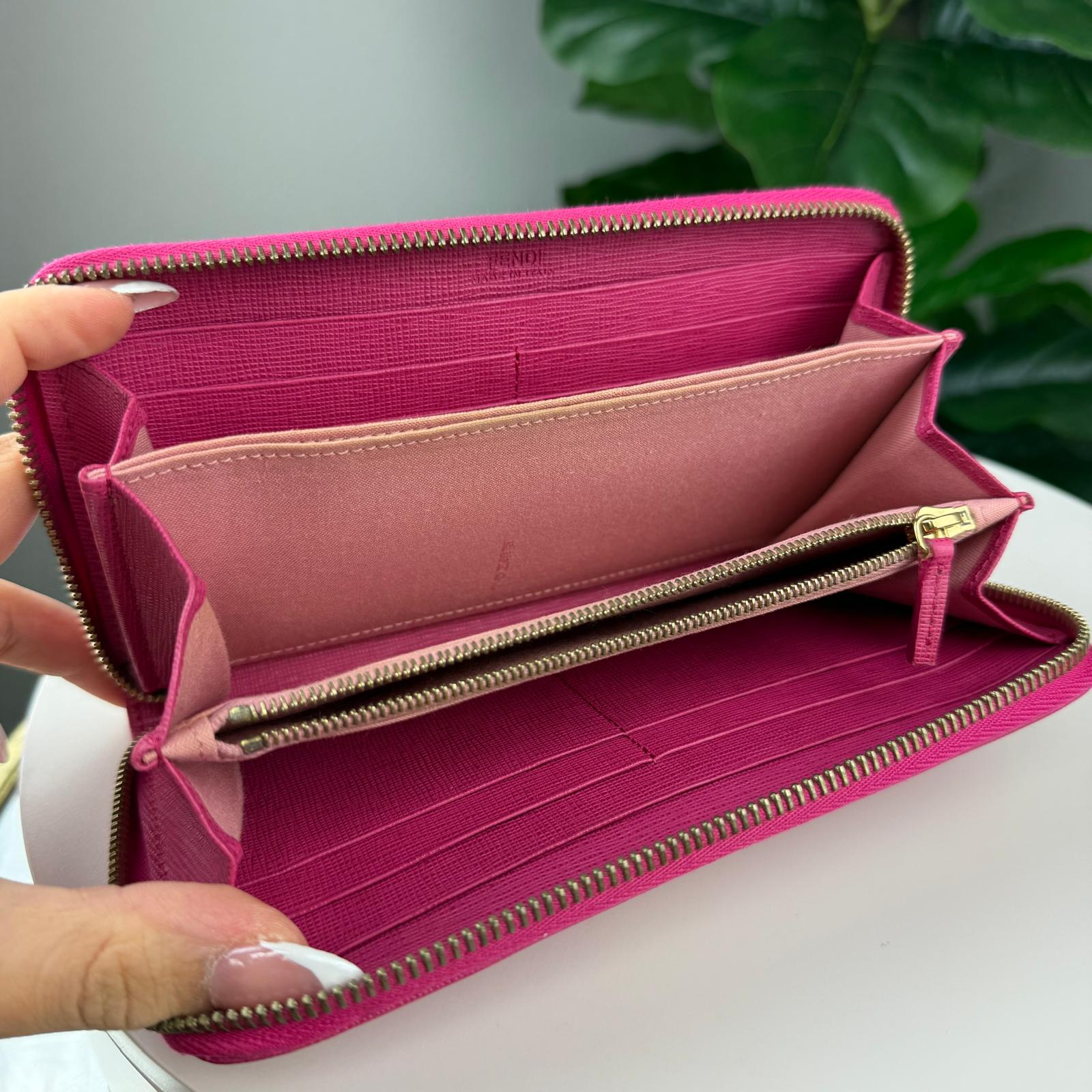 💎✨Authentic Fendi Vitello Elite Zip Around Wallet Ciclamino