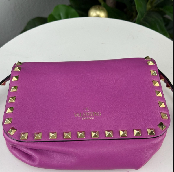 Authentic Valentino Garavani Rockstud Flip Lock Mini Crossbody Bag in Pink Leather