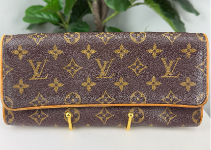 Authentic Louis Vuitton Pochette Twin GM Wallet
