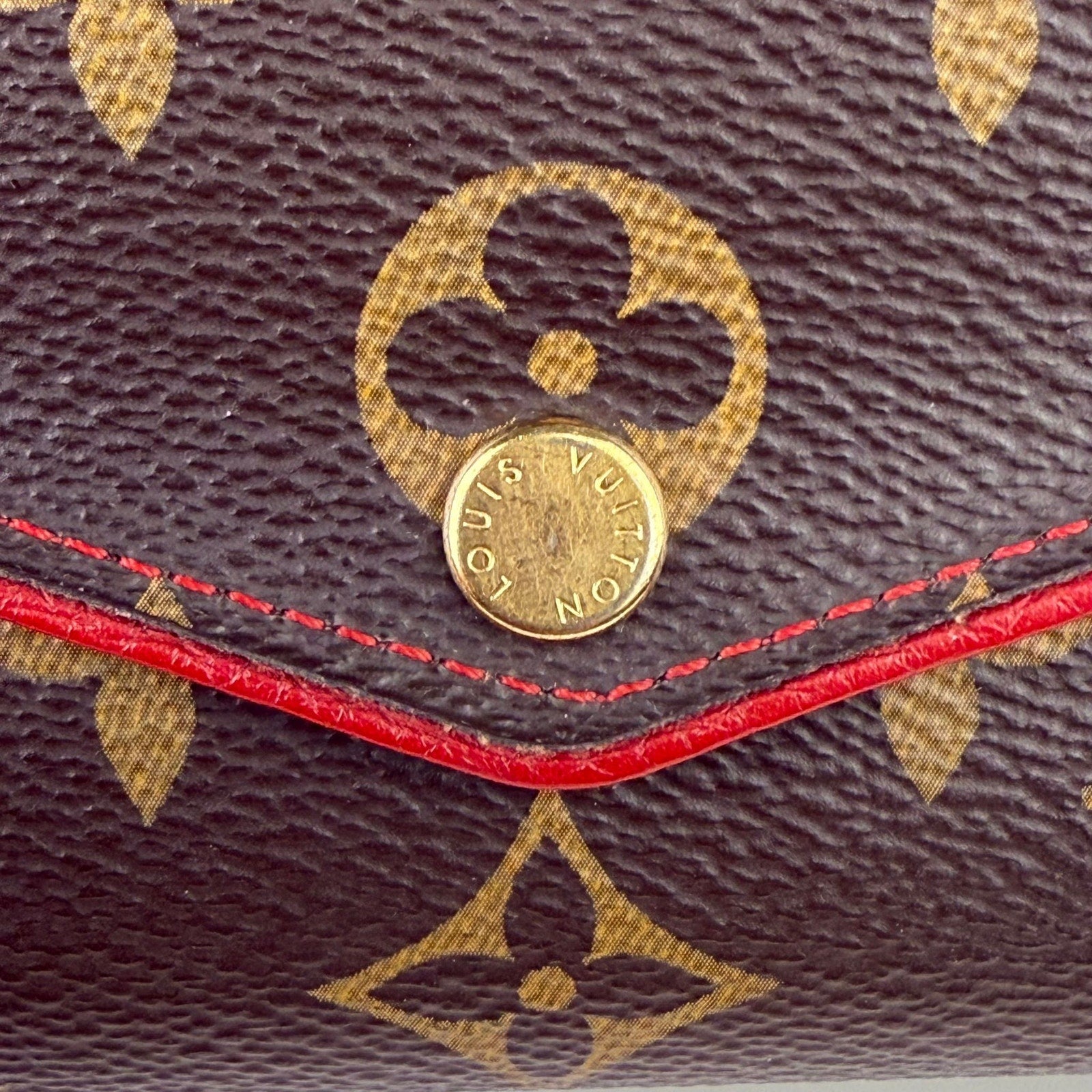 Authentic Louis Vuitton Monogram Sarah Retiro Wallet