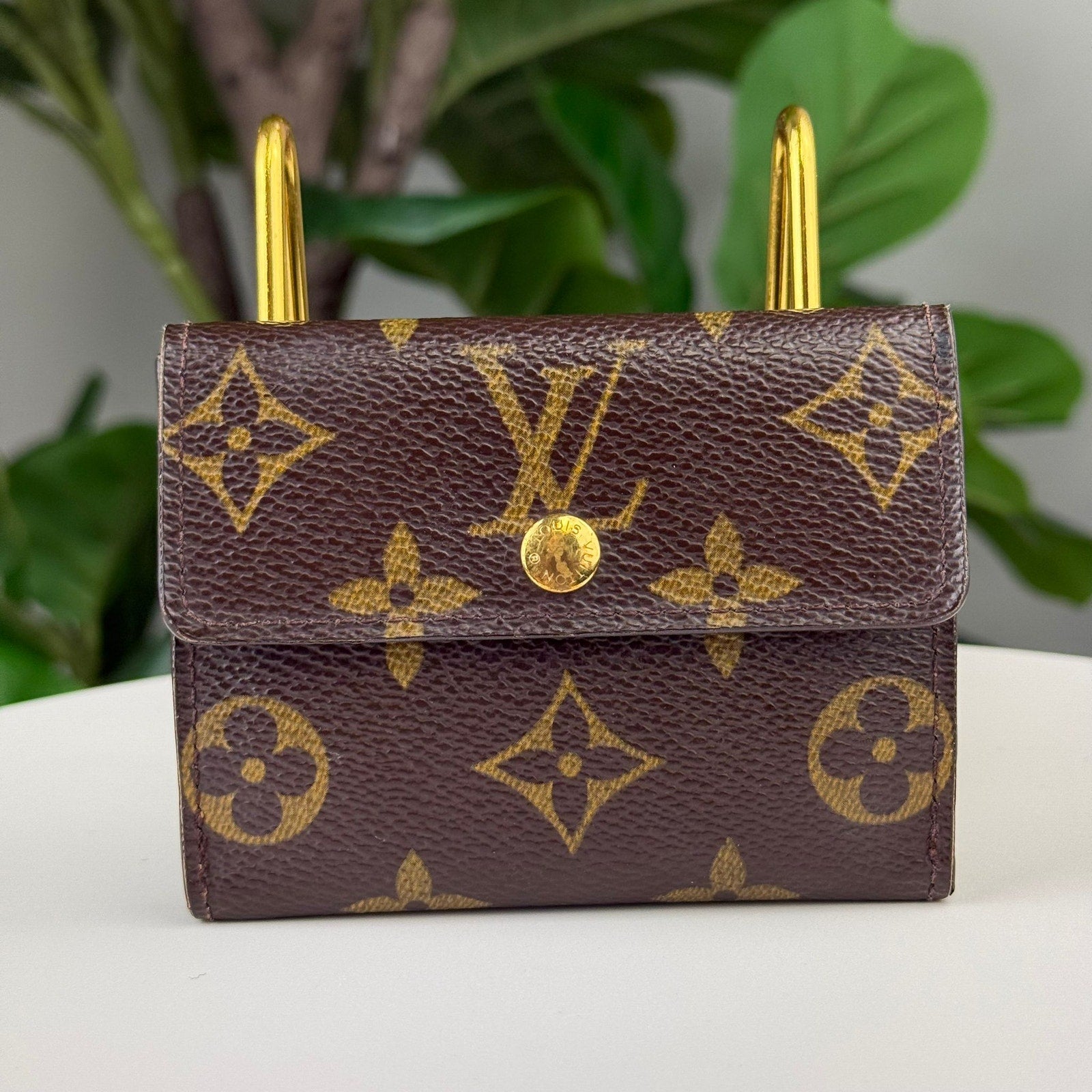 Authentic Louis Vuitton Ludlow Monogram Wallet