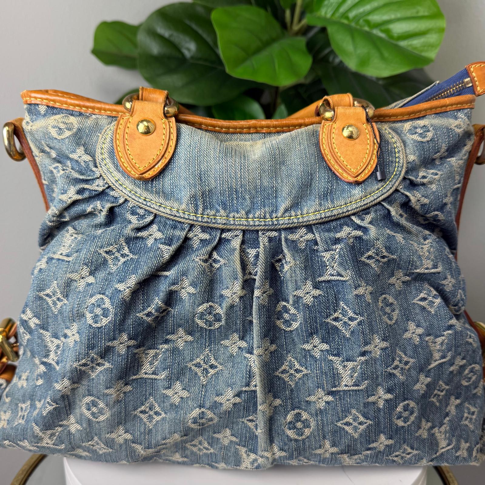 💎Authentic Louis Vuitton Blue in Denim Crossbody Bag
