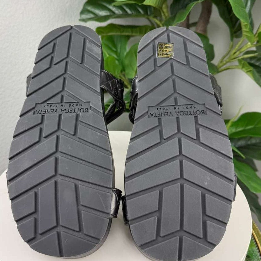 💎✨Authentic Bottega Veneta Men's Trip Leather Sandals