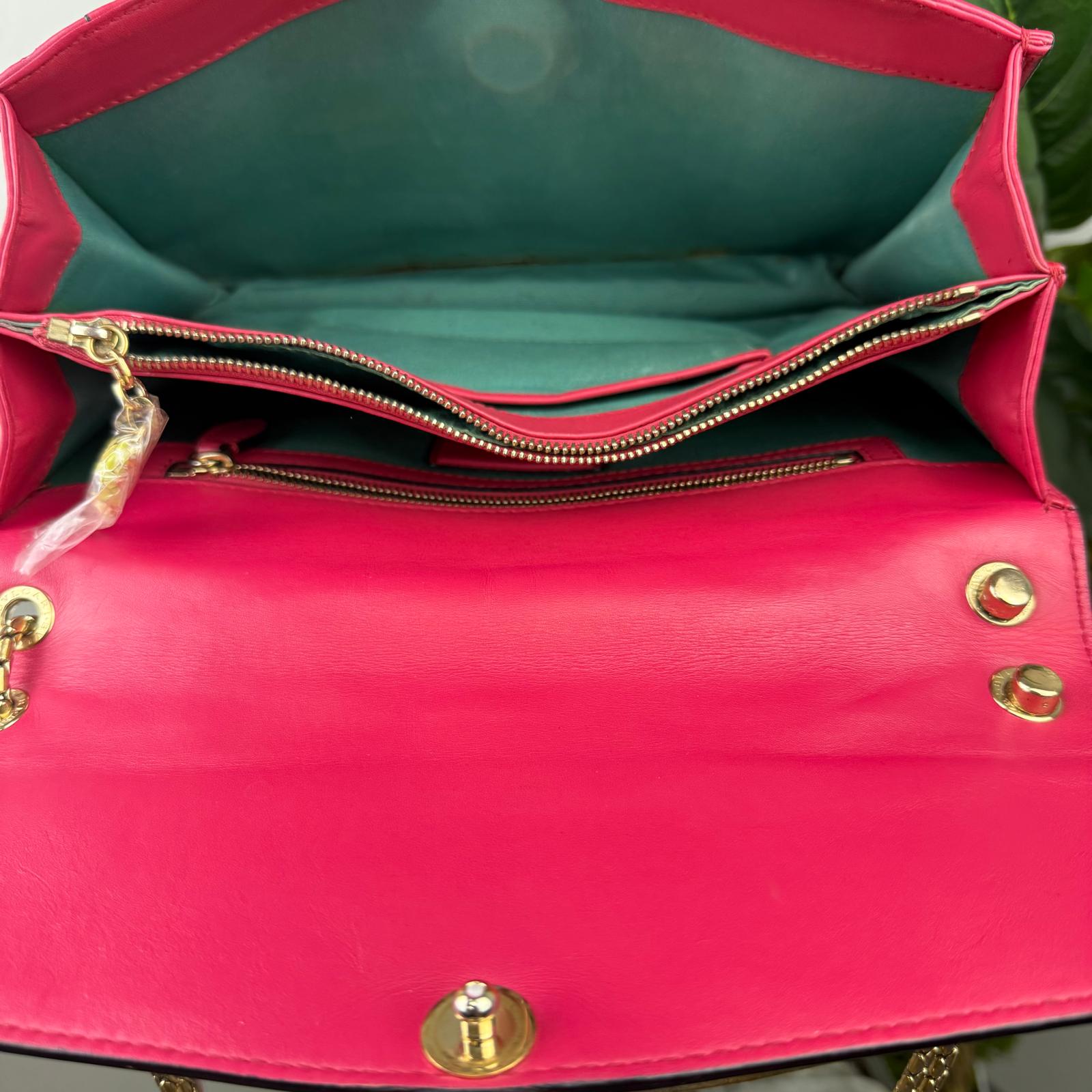 Authentic BVLGARI Serpenti Chain Shoulder Bag Calf Leather