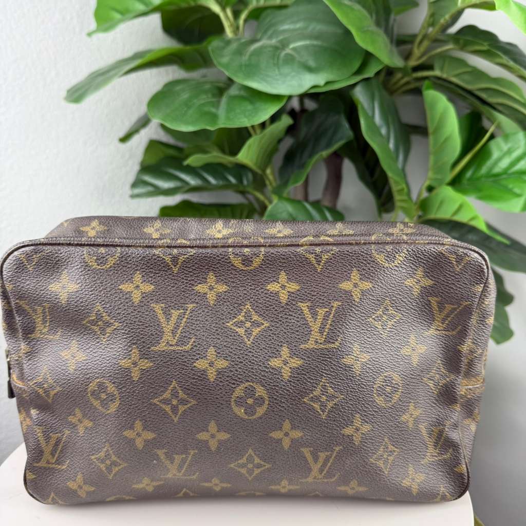 Authentic Louis Vuitton Monogram Cosmetic Pouch