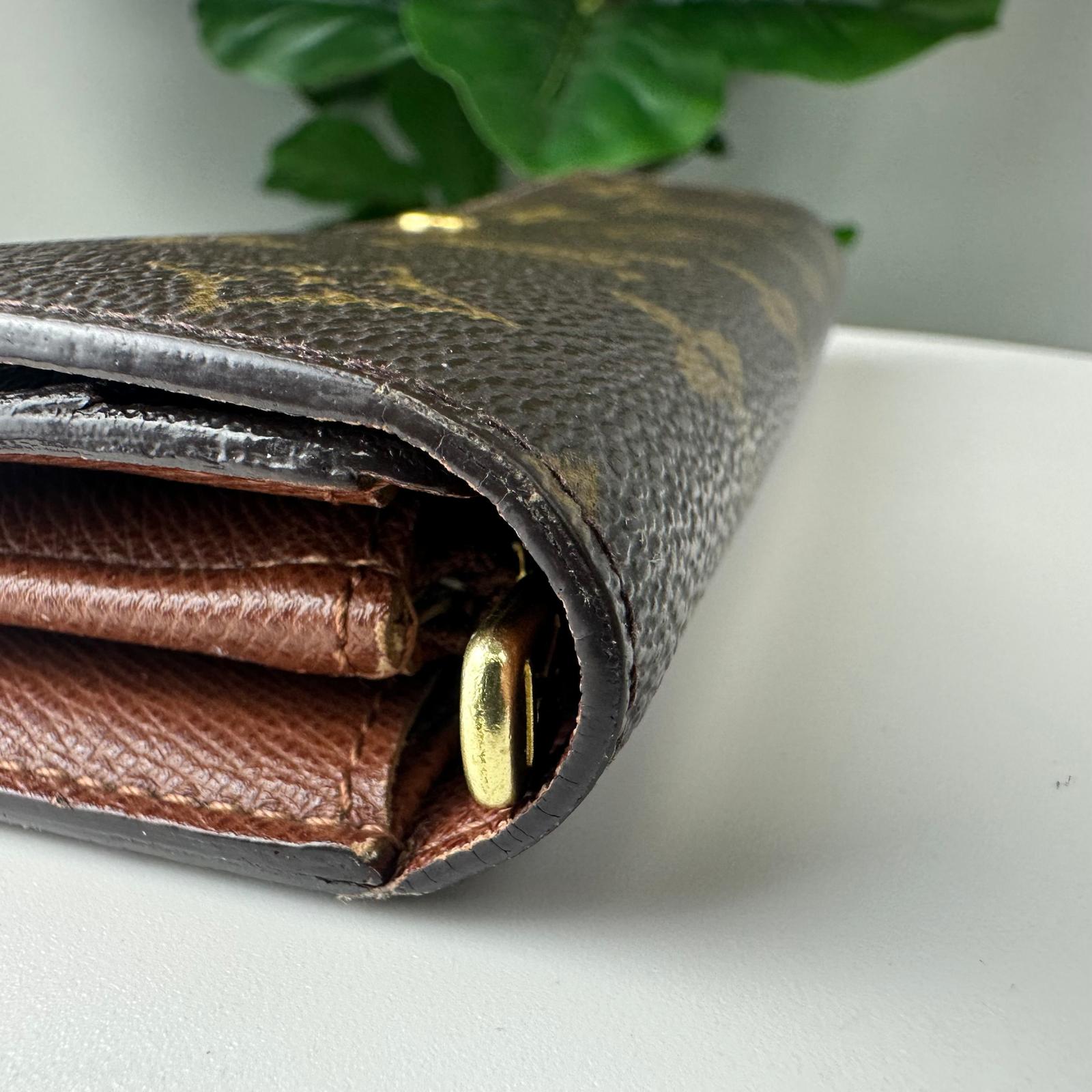 💎✨Authentic  Louis Vuitton Sarah Wallet