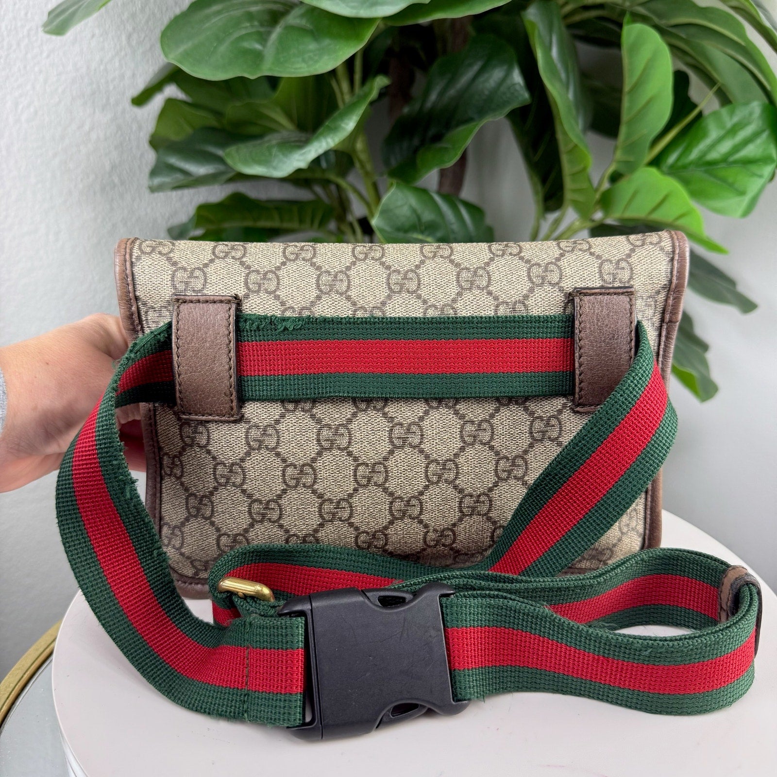 Authentic Gucci GG Supreme Web Neo Vintage Belt Bag