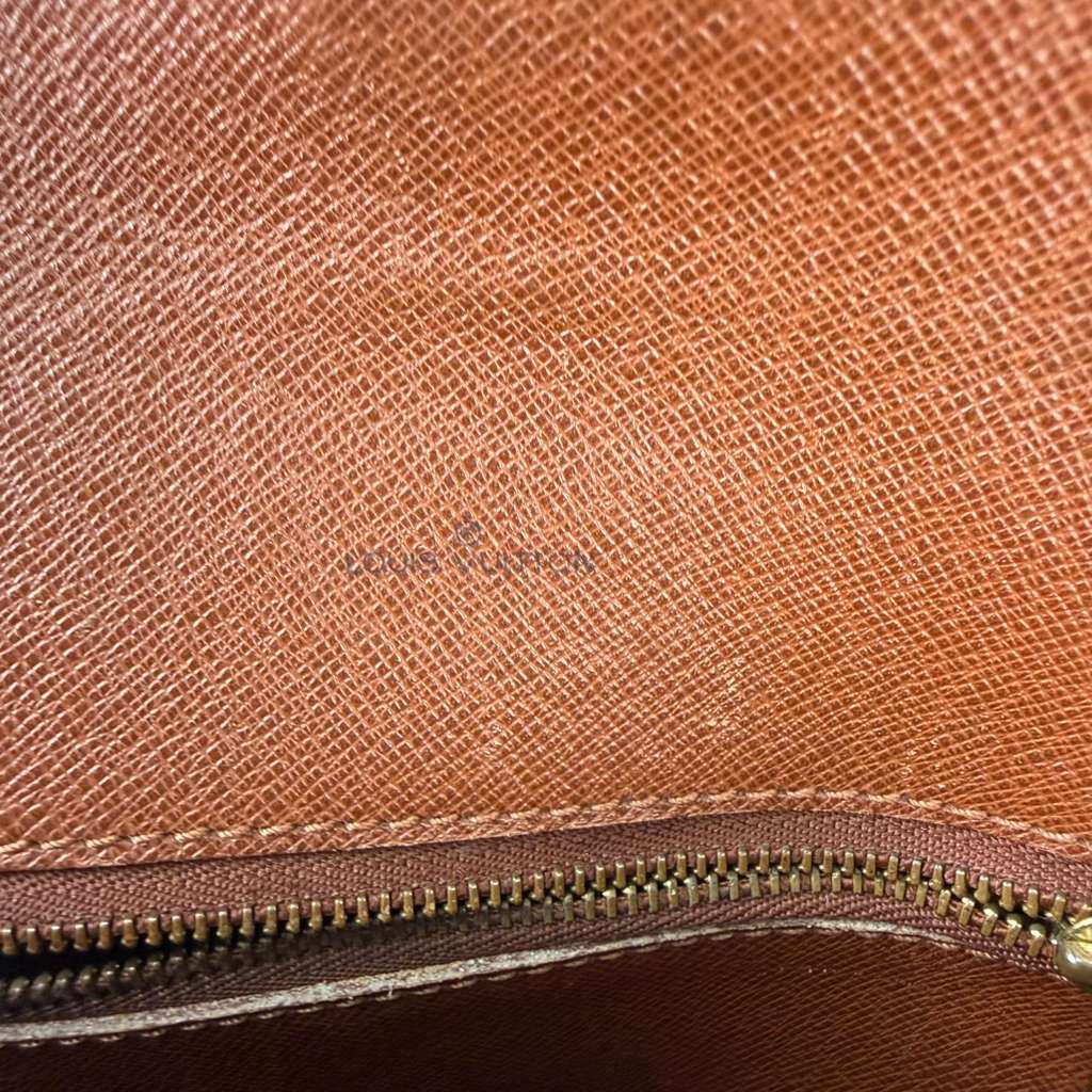 Authentic Louis Vuitton Monogram Chantilly Shoulder Bag