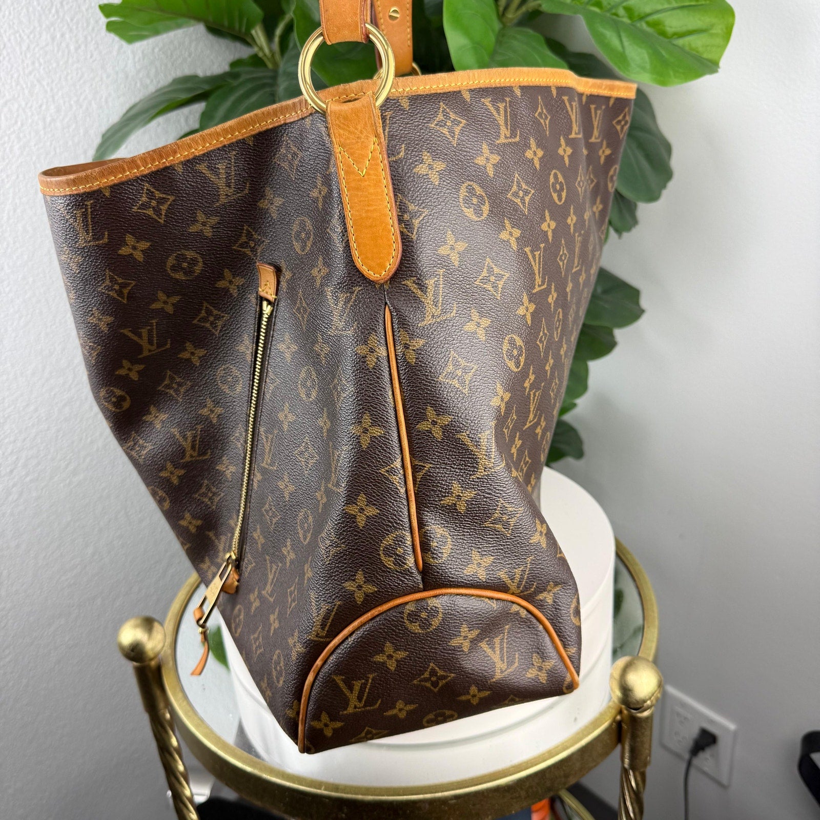 Authentic Louis Vuitton Monogram Canvas Delightful GM Bag