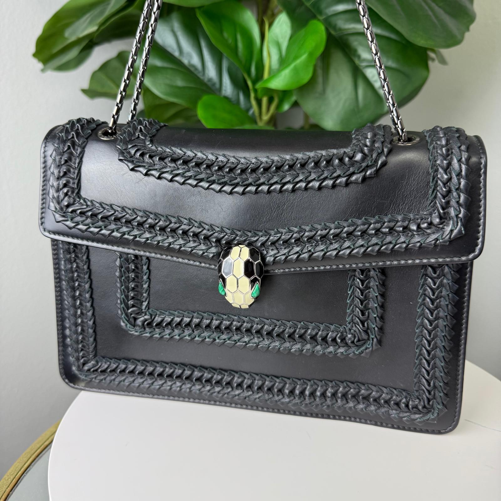 💎Authentic Bvlgari Serpenti Forever Shoulder Bag Black