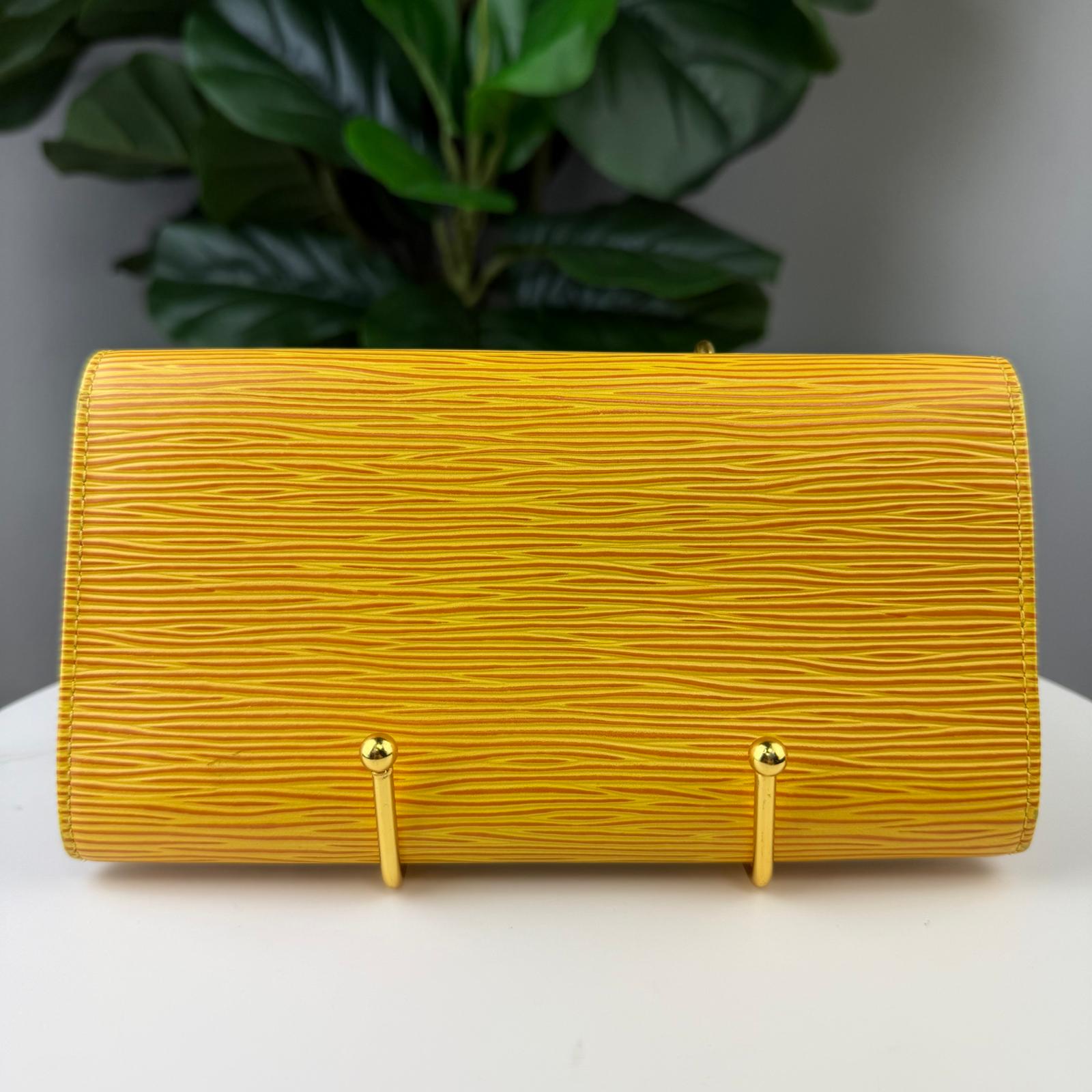 💎✨ Authentic Louis Vuitton Yellow Epi Leather Sarah Long Wallet
