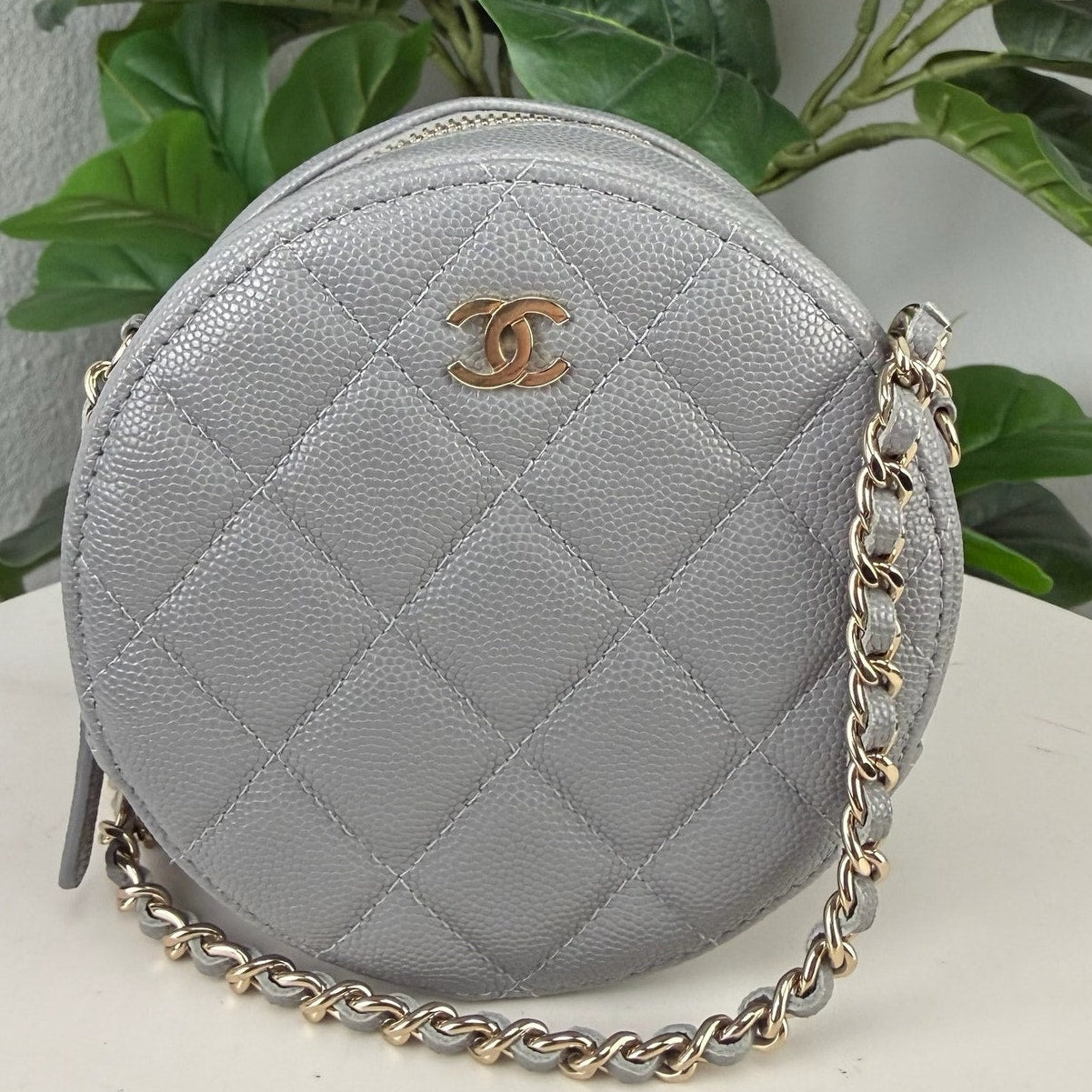 A1💎✨ Authentic Chanel Round Quilted Caviar Gray Leather Chain Crossbody Bag