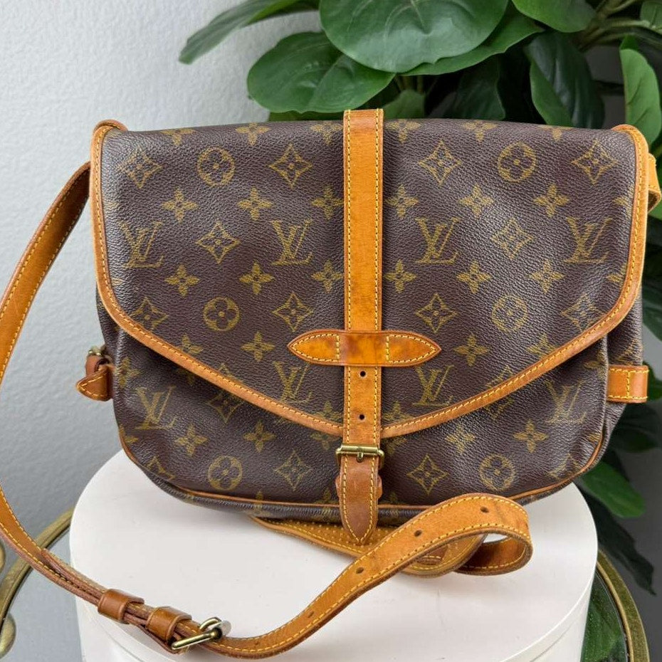 Authentic Louis Vuitton Monogram Saumur 30