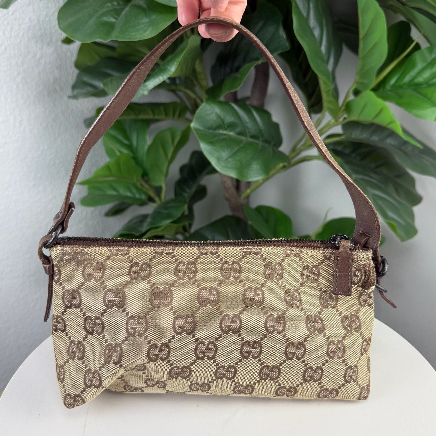 Gucci Pochette Handbag Beige
