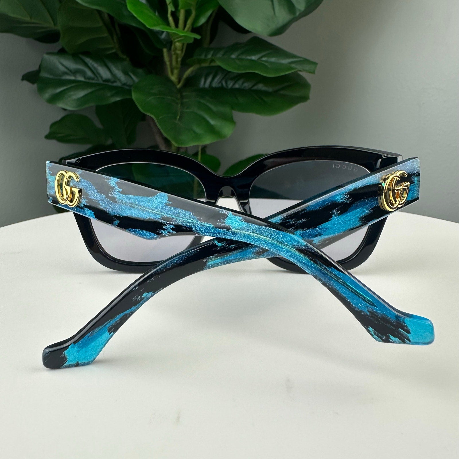 Gucci Eyewear Butterfly-Frame Sunglasses Black