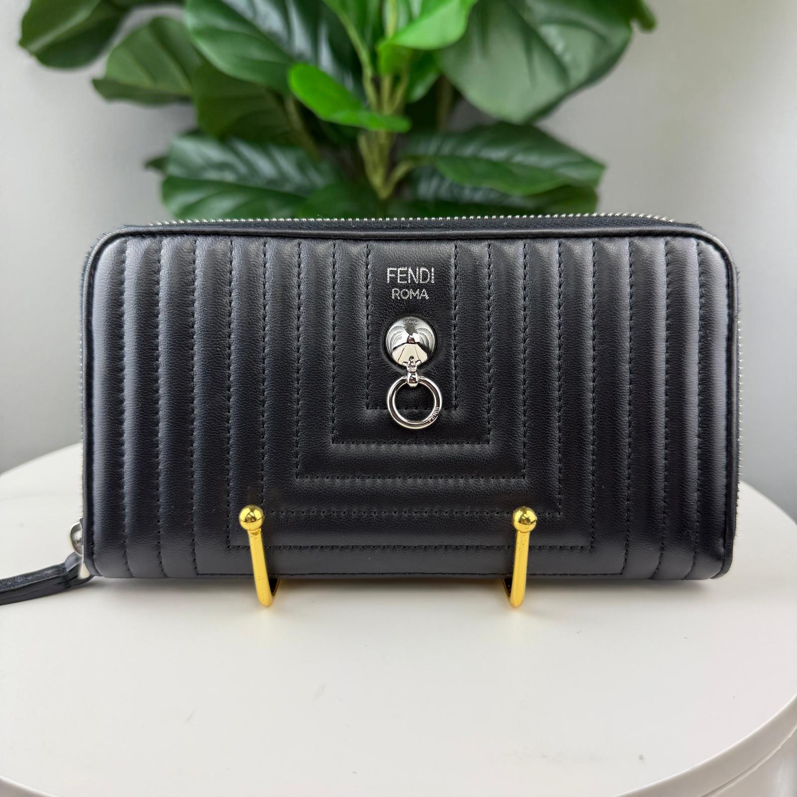 💎Authentic Fendi DotCom LOng Zip  Black Leather Wallet
