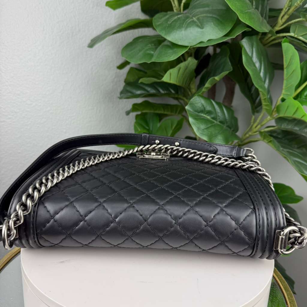 Authentic Chanel Boy Handbag Black Quilted Leather