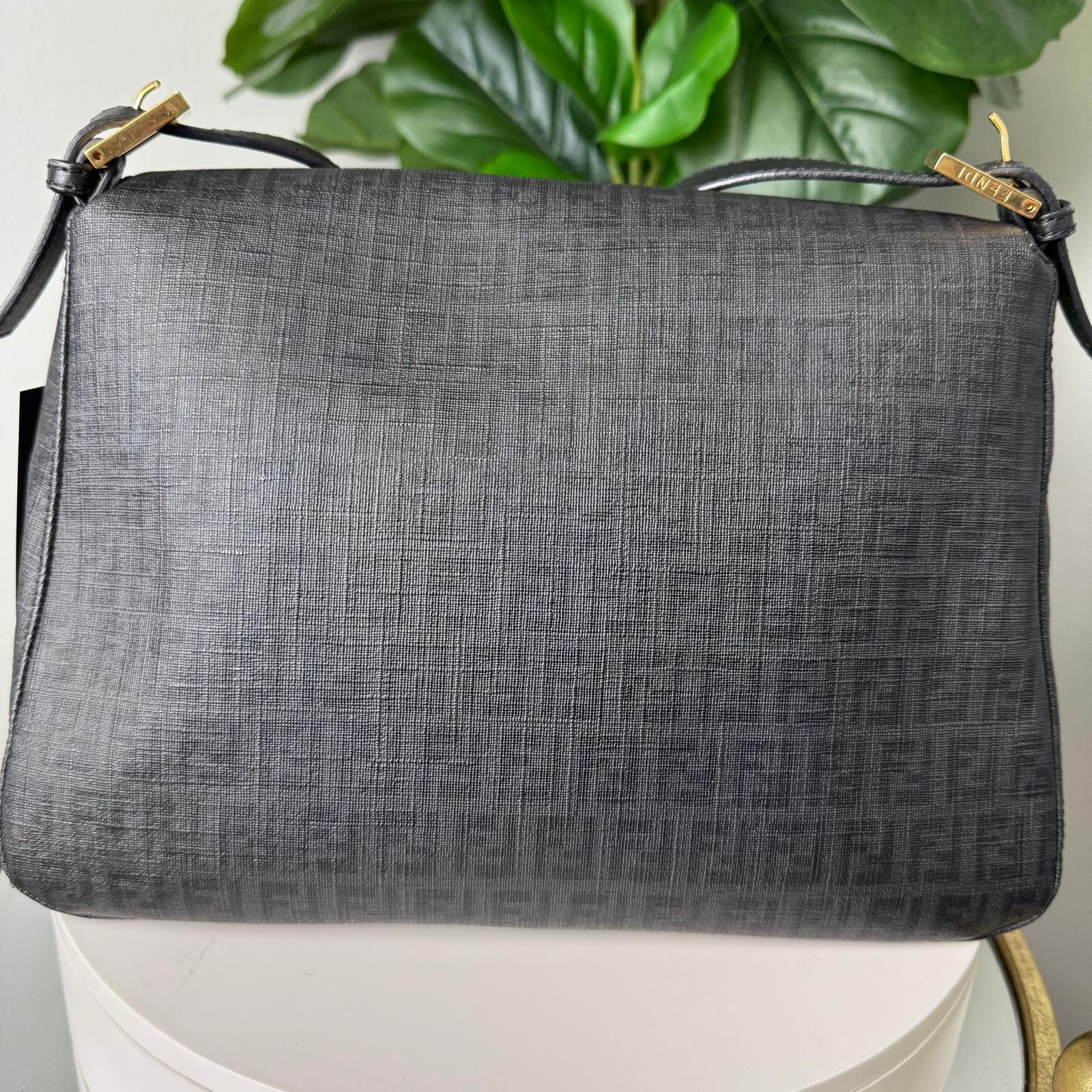 💎Authentic Fendi Mama Baguette Shoulder Bag Black