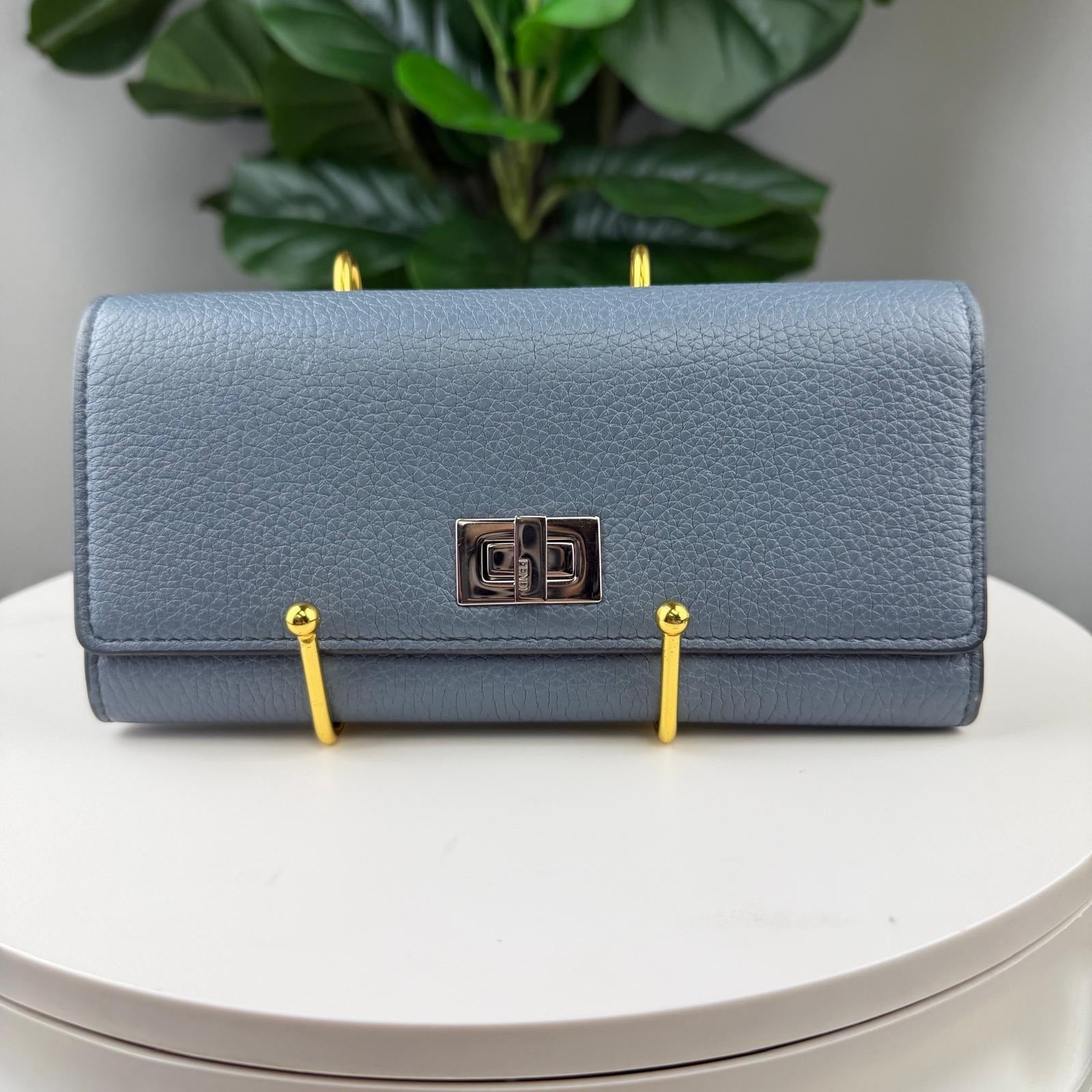 💎✨Authentic Fendi Peekaboo Continental Leather Wallet