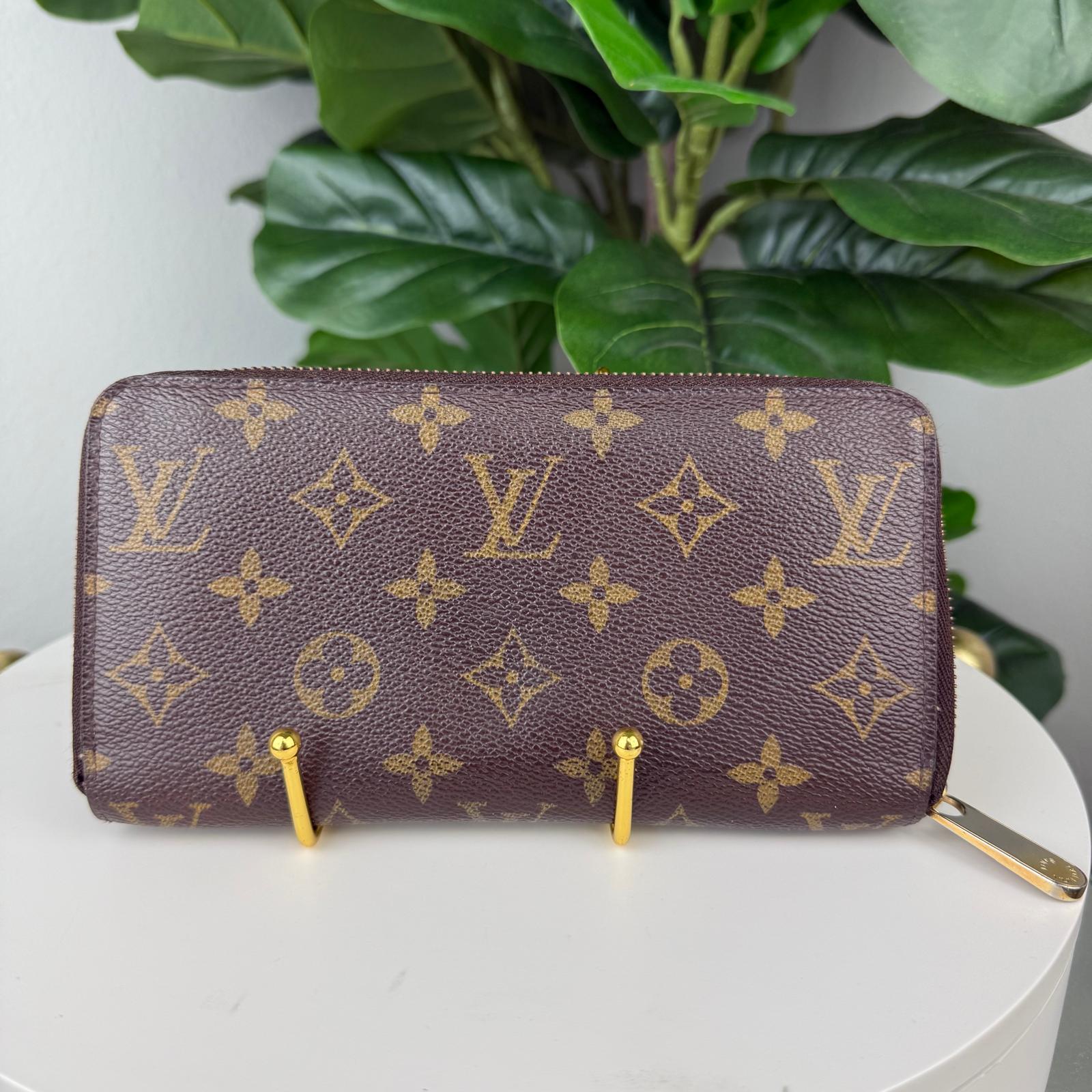Authentic Louis Vuitton Monogram Zippy Wallet Long Wallet
