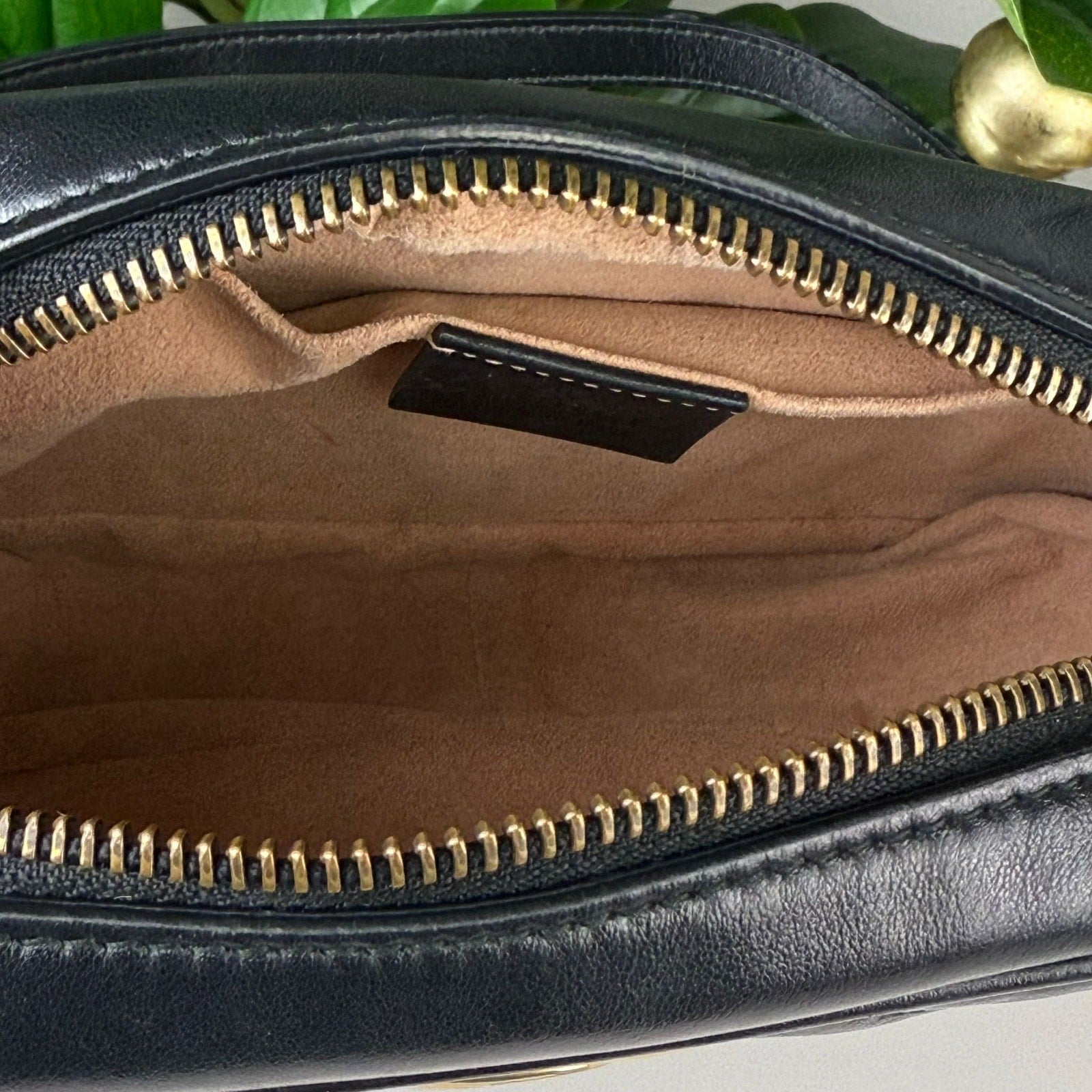 Authentic Gucci GG Marmont Matelasse Camera Bag small