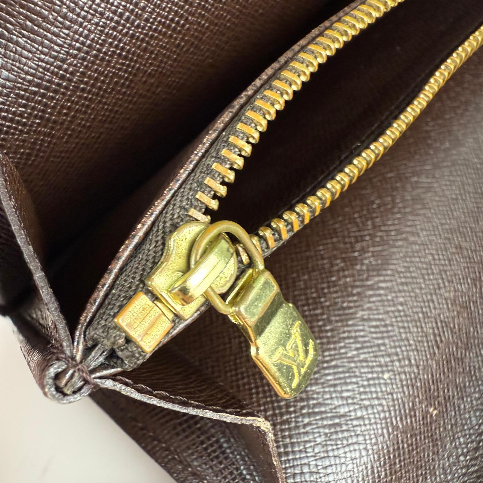 Authentic Louis Vuitton Damier Ebene Wallet