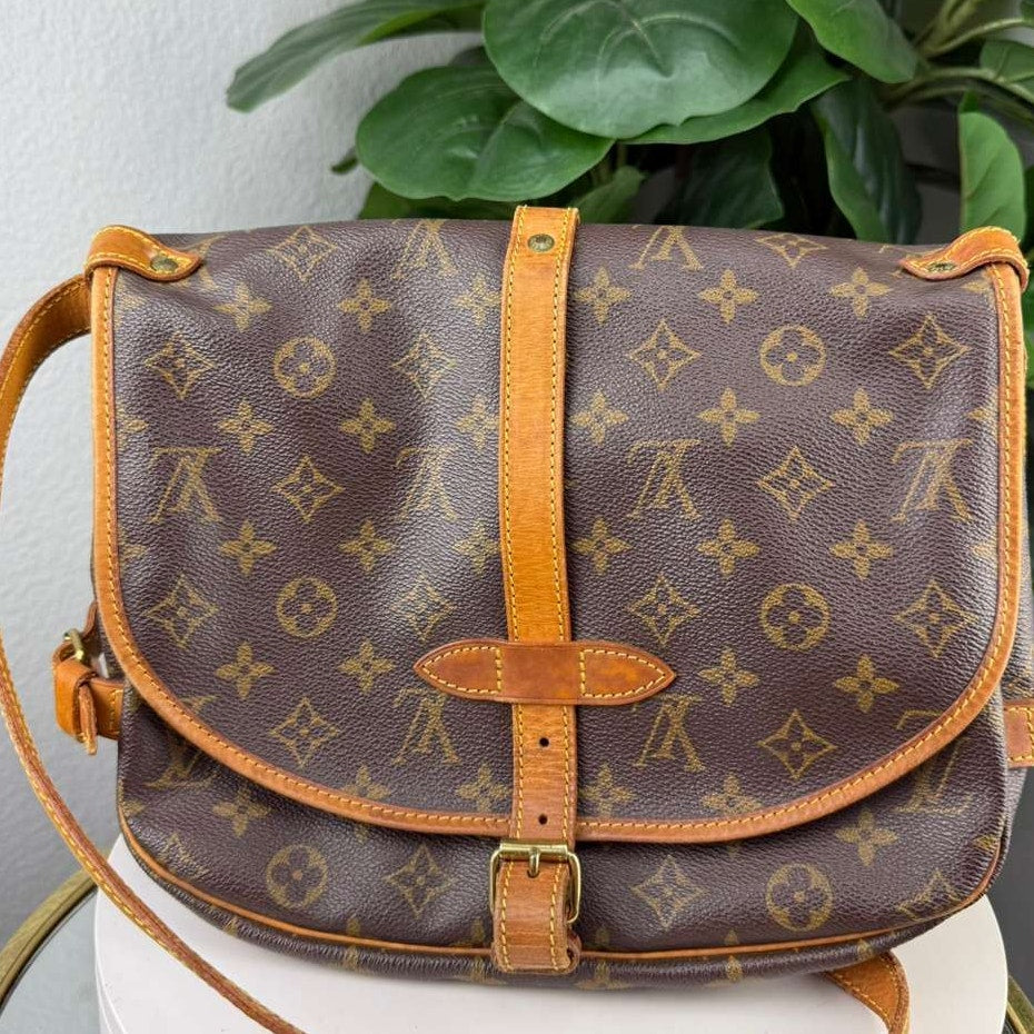 Authentic Louis Vuitton Monogram Saumur 30