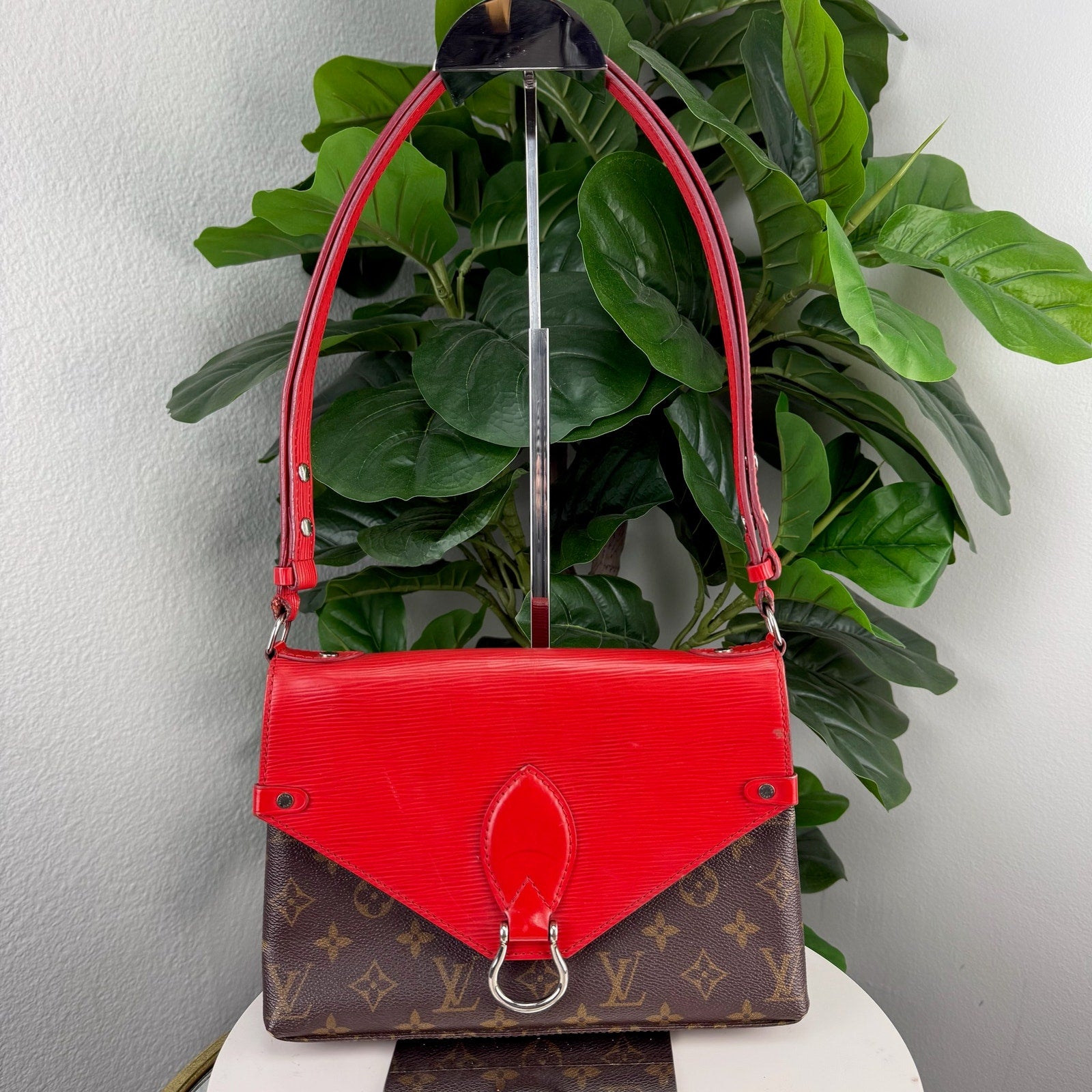 Louis Vuitton St Michael Monogram Red Epi Leather Shoulder Bag Authentic Pre Owned