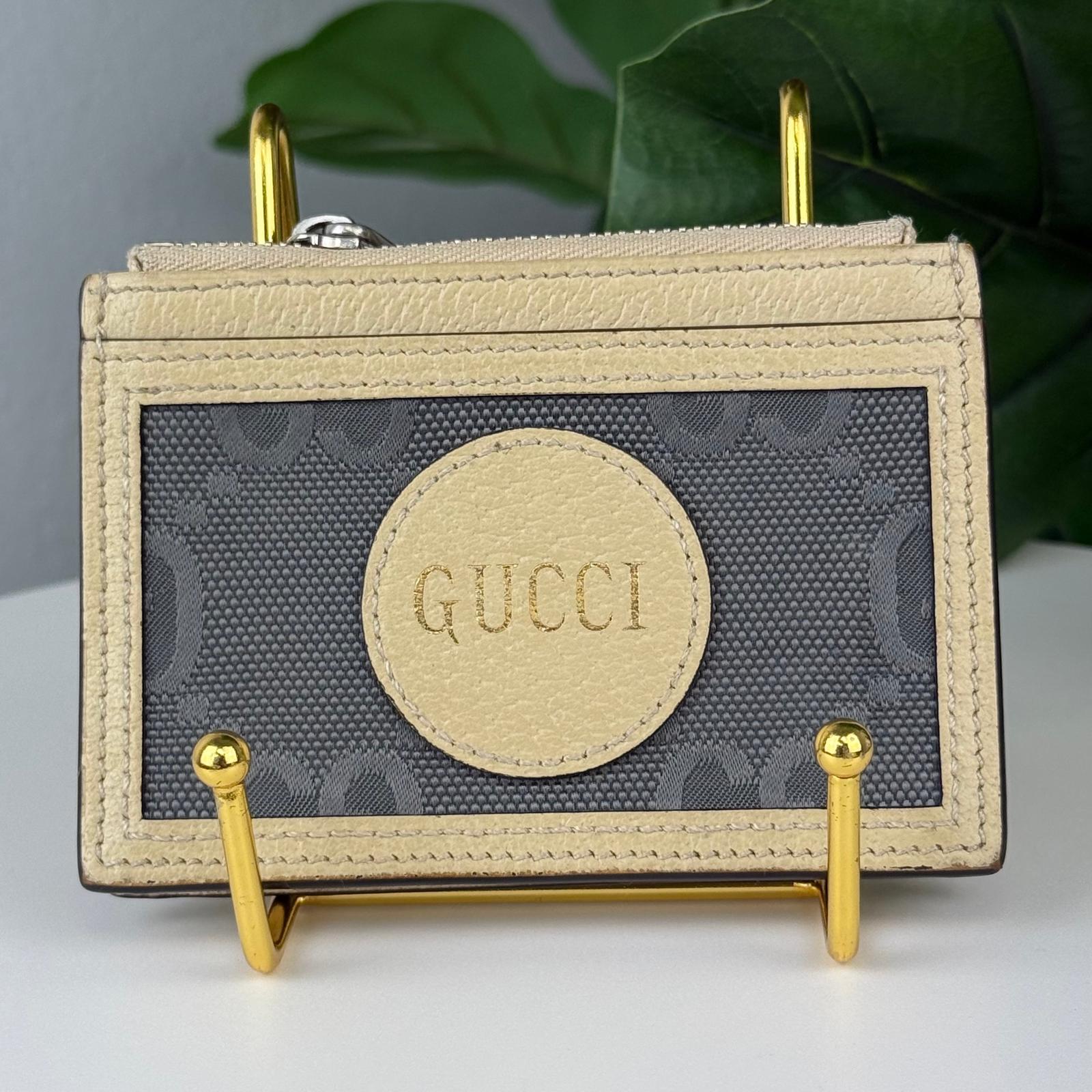 Authentic Gucci Sherry Leather Brown Card Case