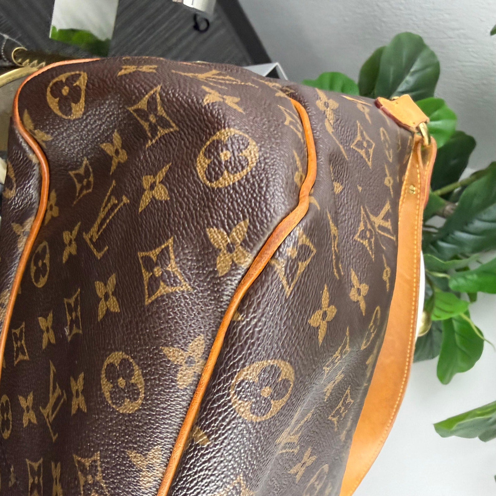 Louis Vuitton Looping GM Monogram Canvas Shoulder Bag Authentic Pre Owned