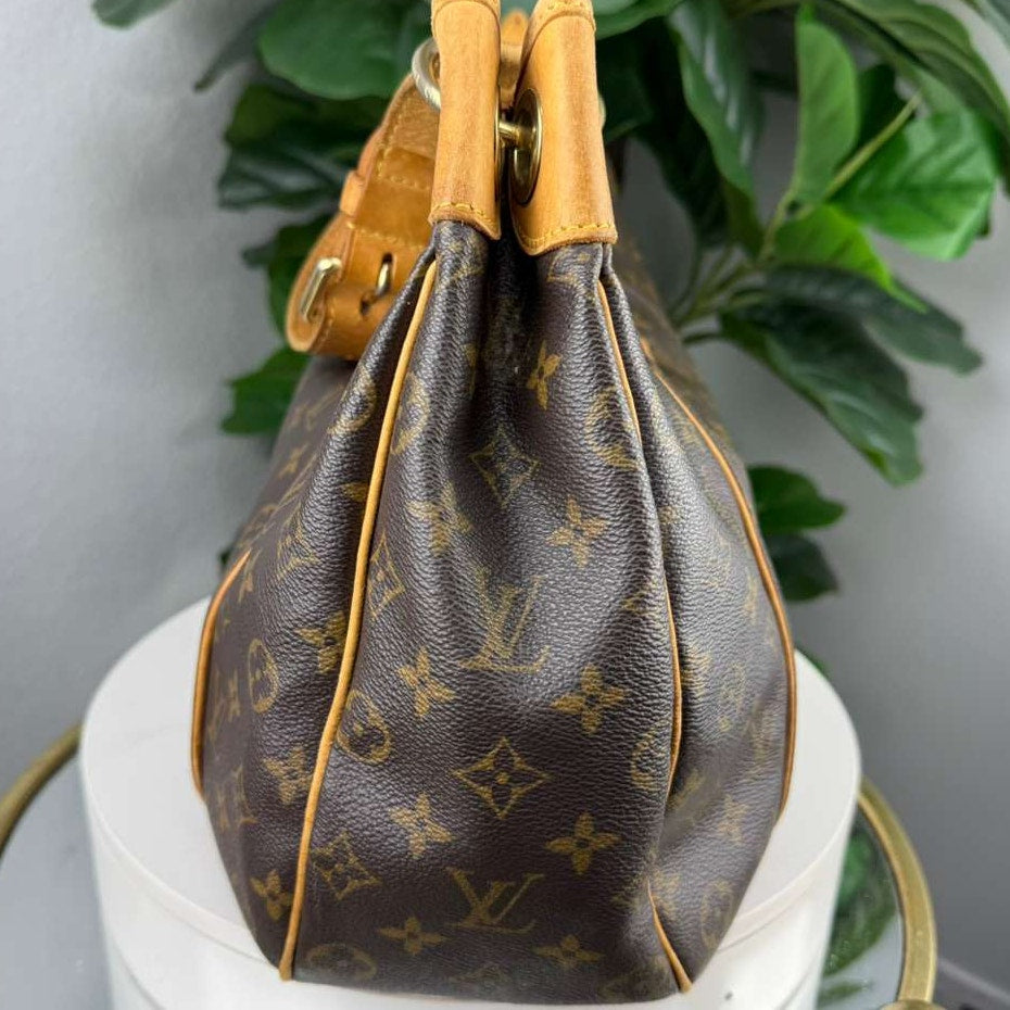 Authentic Louis Vuitton Monogram Canvas Galliera PM Shoulder Bag