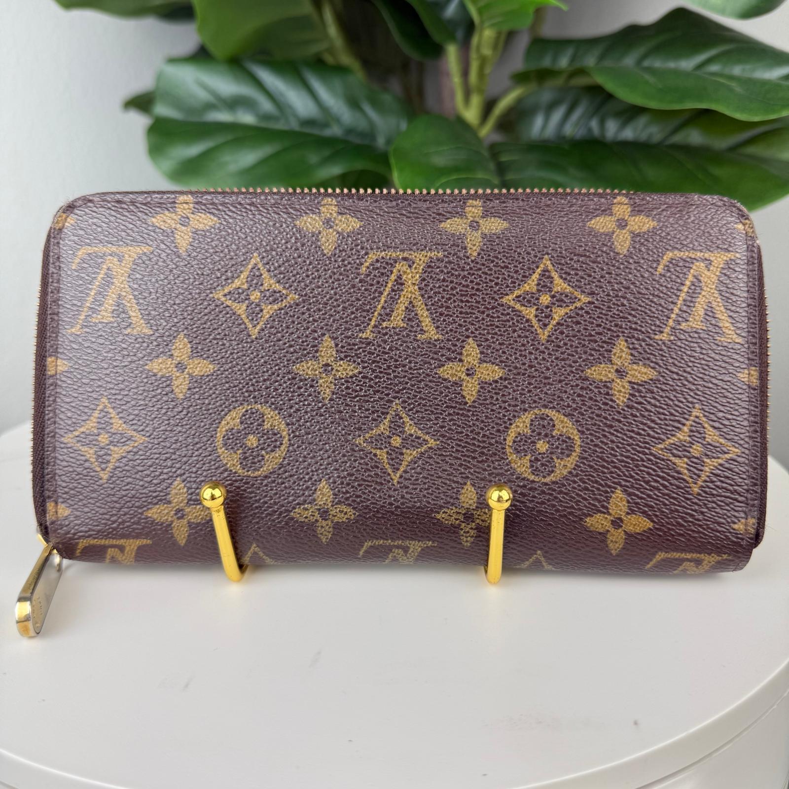 Authentic Louis Vuitton Monogram Zippy Wallet Long Wallet