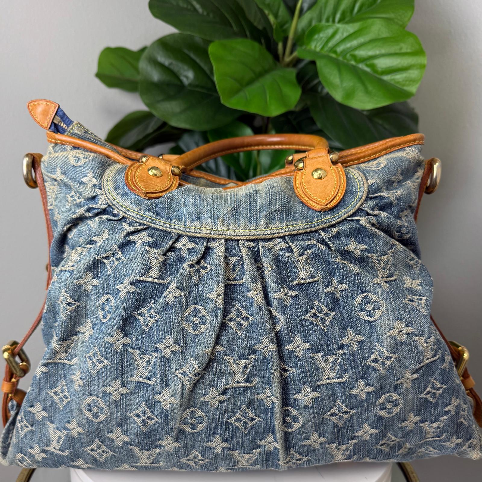 💎Authentic Louis Vuitton Blue in Denim Crossbody Bag
