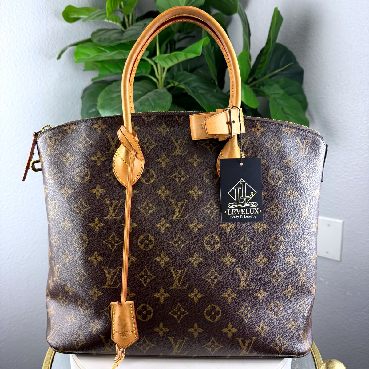 Authentic Louis Vuitton Lockit Monogram Canvas Handbag - 01_front.jpg
