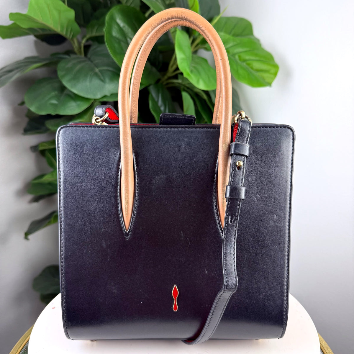 Authentic Arcadia Black Patent Leather Tote with Tan Handles Made in Italy - 01_front.jpg