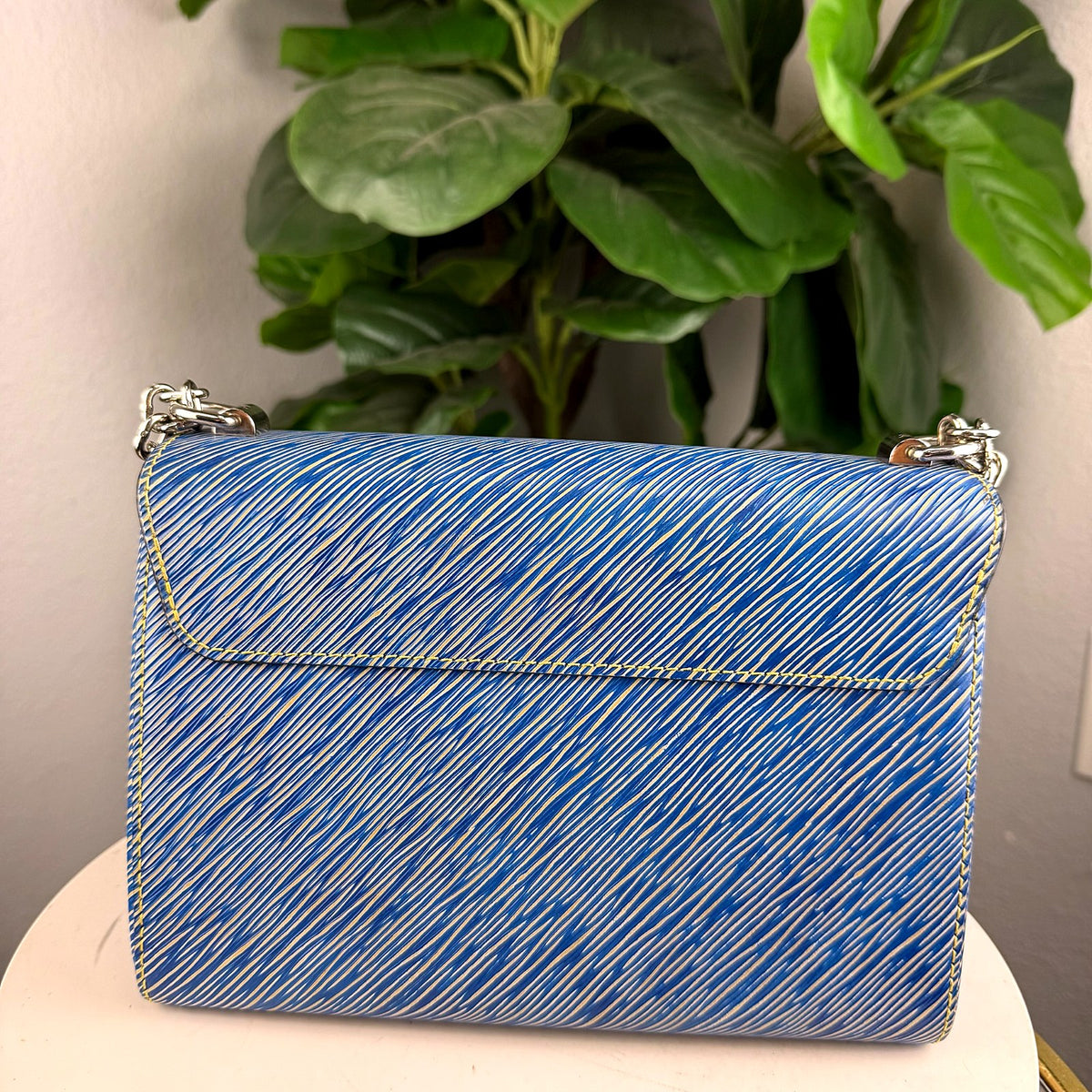 Authentic Louis Vuitton Twist MM Epi Denim Blue Shoulder Bag - 02_photo.jpg