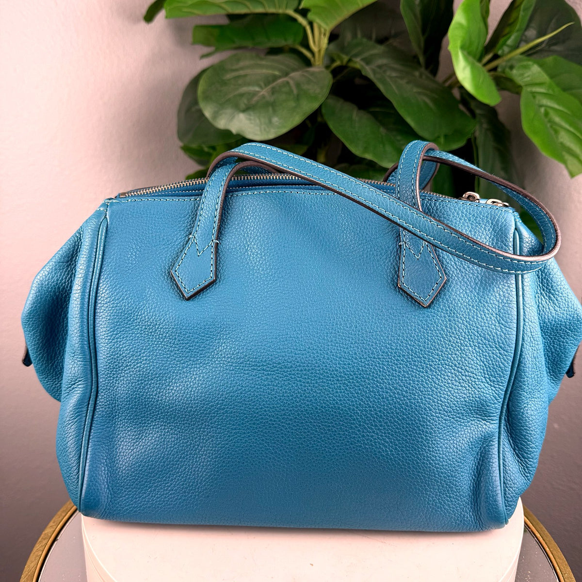 Authentic Fendi Selleria Peekaboo Tote Blue Leather Handbag - 02_photo.jpg