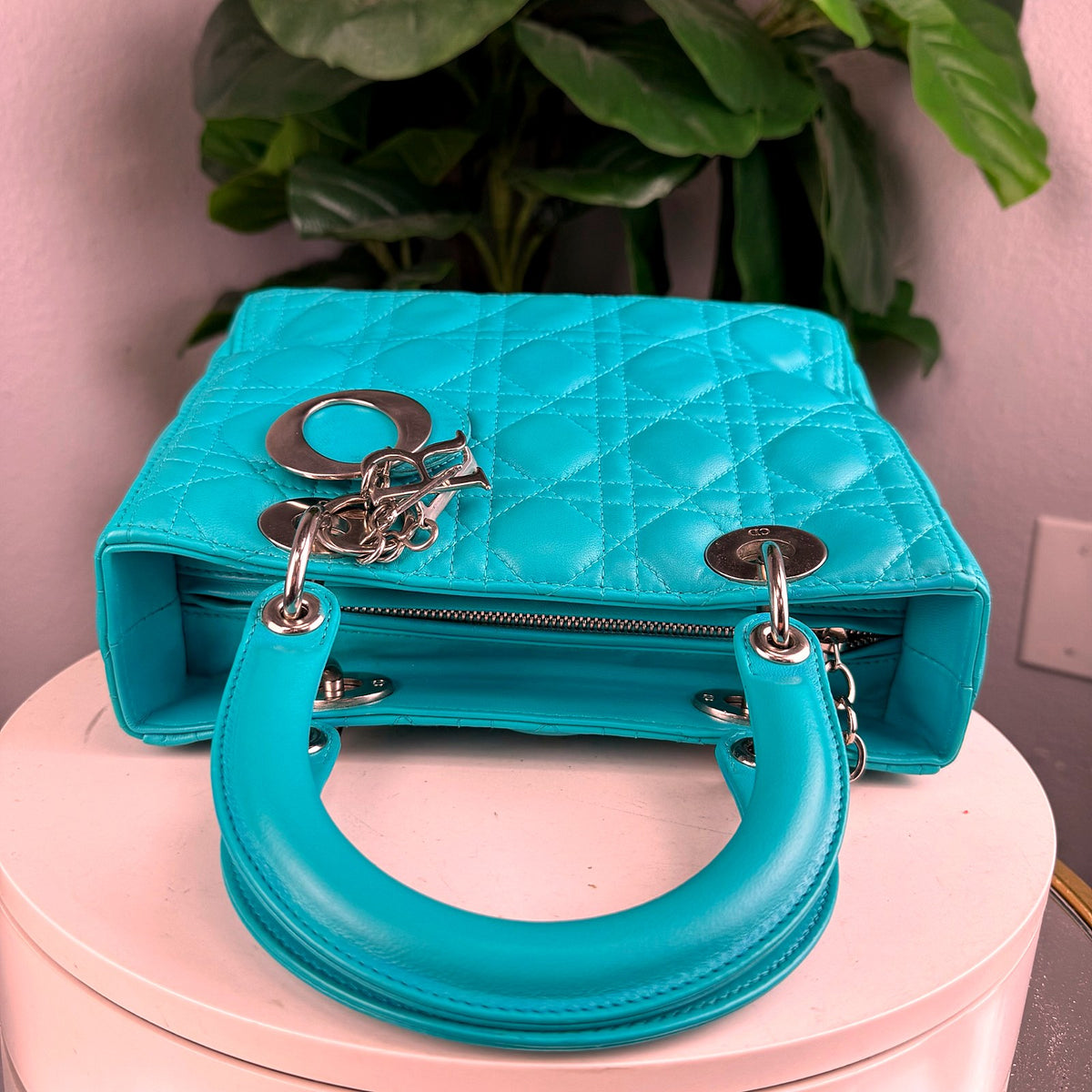 Authentic Christian Dior Lady Dior Medium Turquoise Lambskin Bag - 07_extra_2.jpg