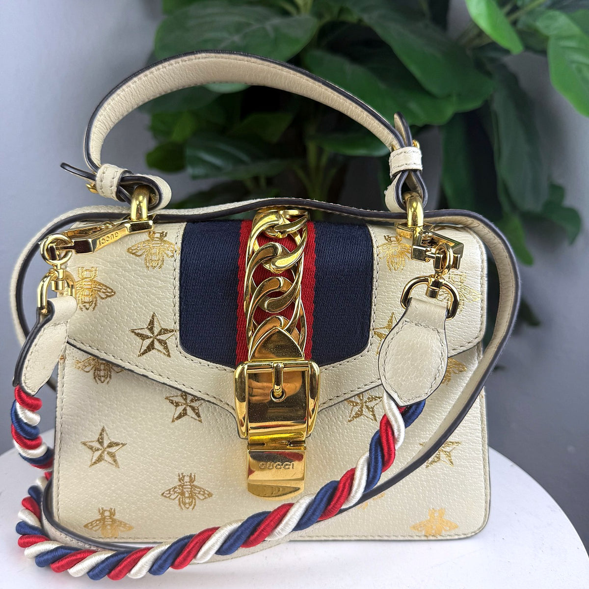 Authentic Gucci Sylvie Mini Top Handle Bag Cream Bees Stars - 01_photo.jpg
