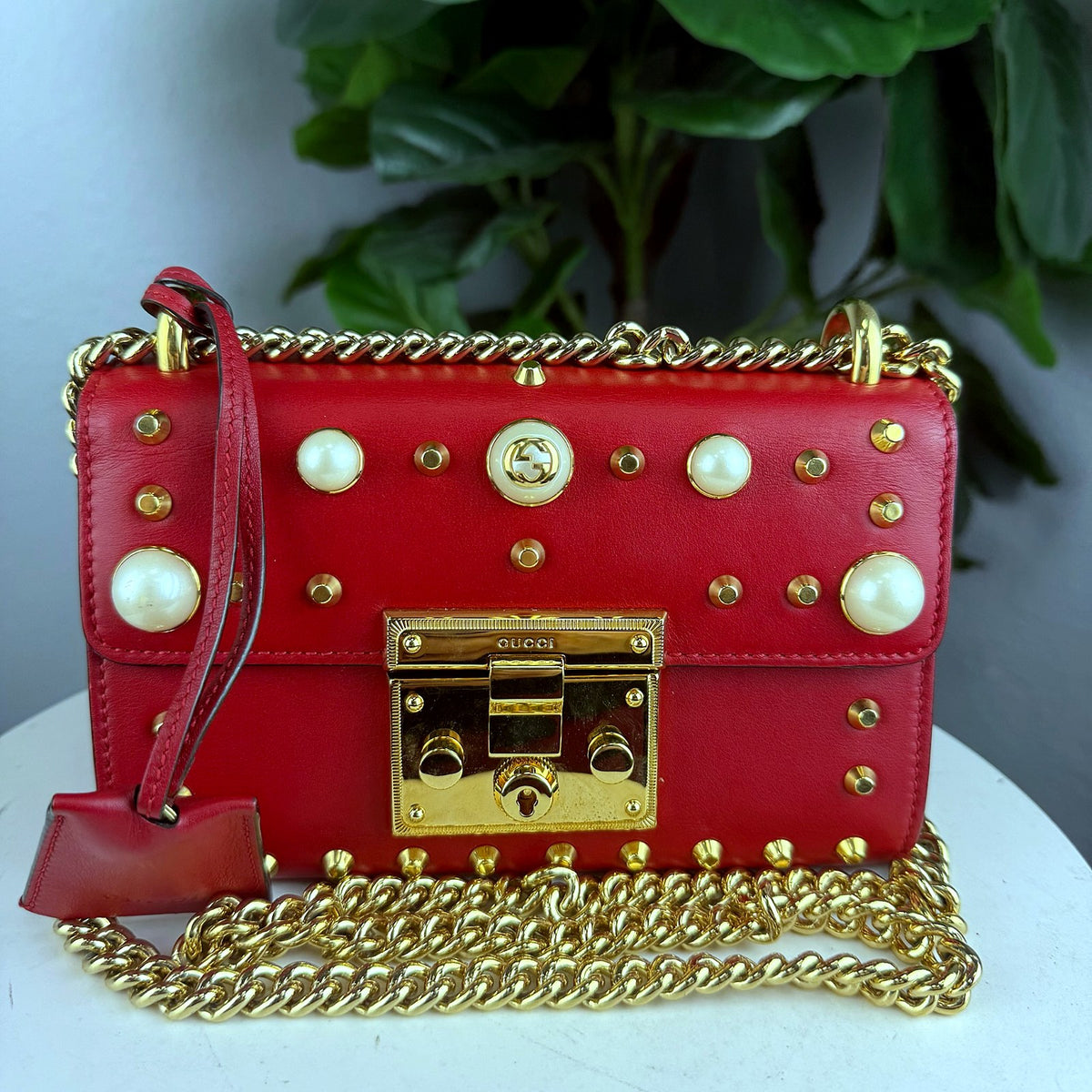 Authentic Gucci Padlock Small Shoulder Bag Red Leather Pearl Studs Gold Hardware - 01_photo.jpg