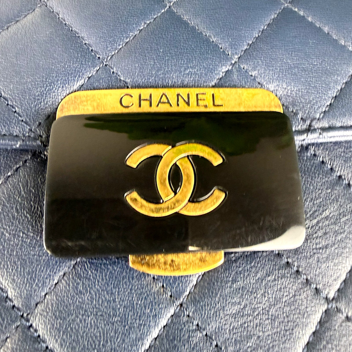 Authentic Chanel Small Classic Flap Bag Navy Blue Quilted Lambskin Gold Hardware - 03_photo.jpg