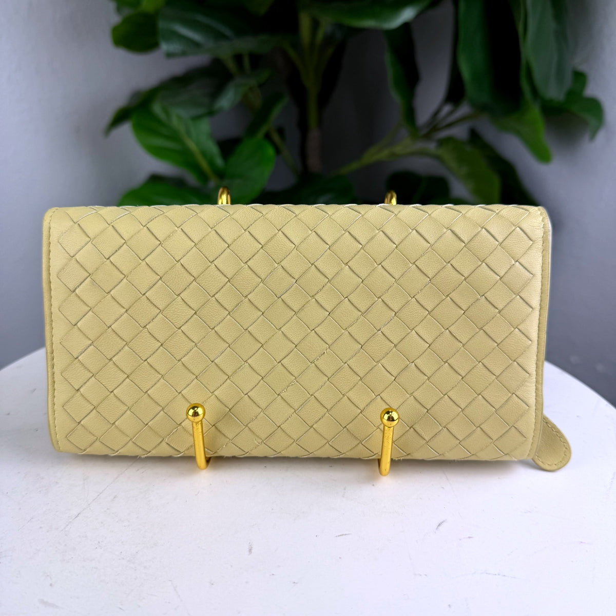 Authentic Bottega Veneta Intrecciato Continental Flap Wallet Beige Leather - 01_front.jpg