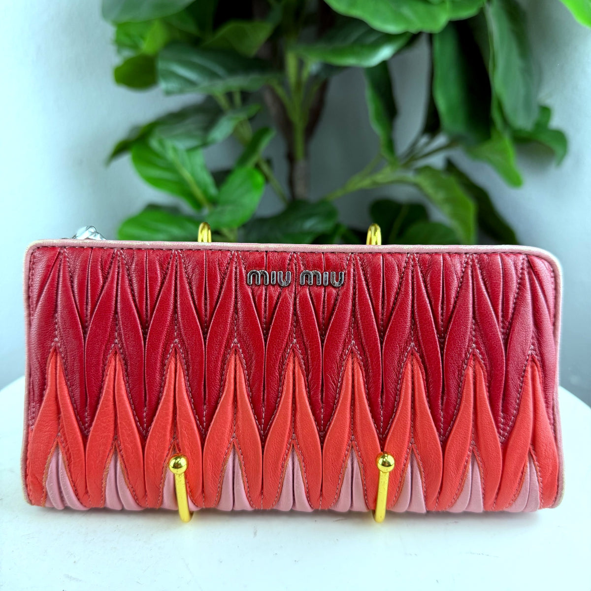 Authentic Miu Miu Matelassé Leather Bi-Color Continental Wallet Pink Red - 01_front.jpg