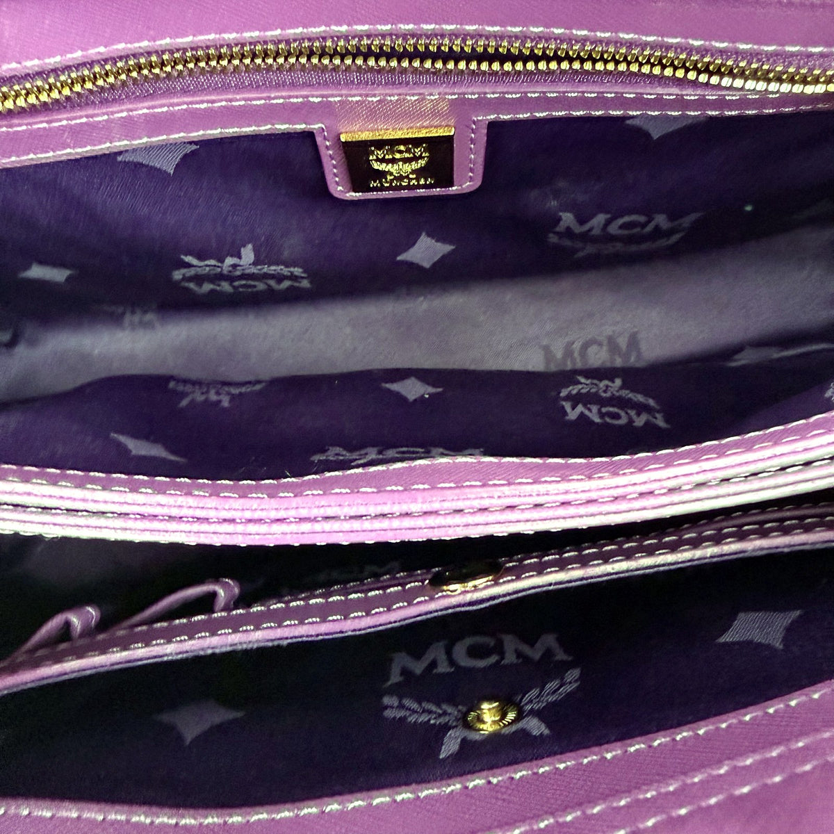 Authentic MCM Ella Tote Medium Saffiano Leather Lilac Purple Crossbody Bag - 04_inside.jpg